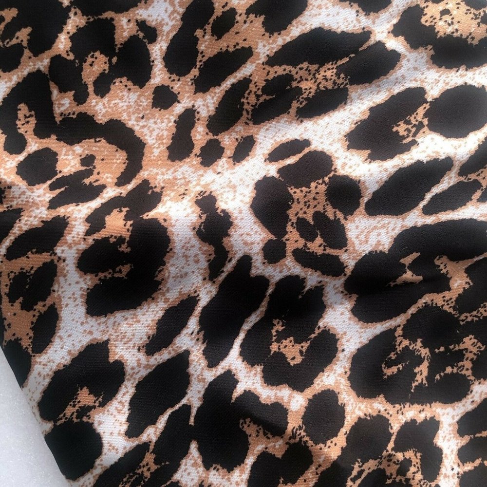 superdown Leopard Print Satin Crop Top in Tan and Black - Picture 7 of 7